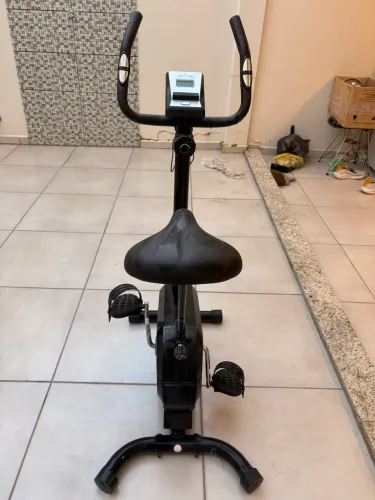 Bicicleta Ergométrica Vertical Magnética Century Odin Fit