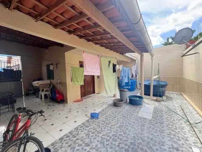 VENDO CASA NO GUAMÁ.