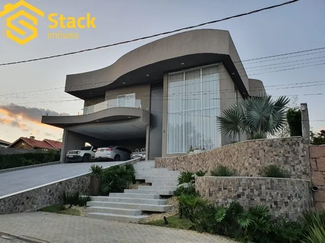 Casa Alto Padrão no Condomínio Horizonte Azul 1 em Itupeva.