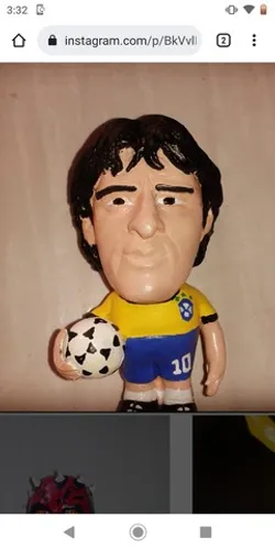 Boneco do jogador zico , craques do futebol brasileiro