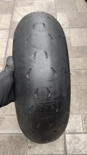 Pneu usado Riscadinho Michelin Power Cup2 190/55-17