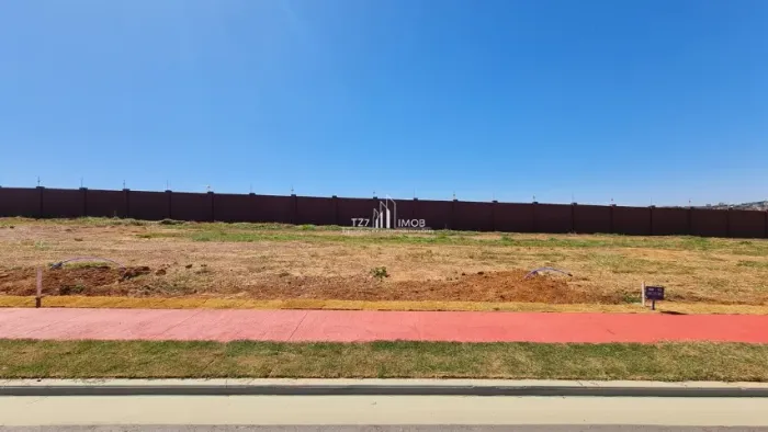 Lote Jardins Versalhes 235,20m² - Quitado e Registrado R$ 280.000,00