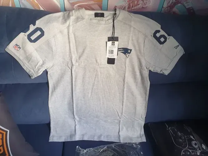 Camisa New Era Original NFL Patriots tam G Nova Zerada na etiqueta.  Linda. 