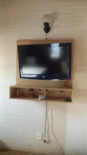 PAINEL COM TV