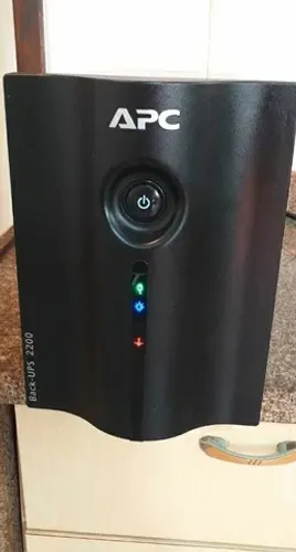 Nobreak APC 2200va *Baterias Novas*