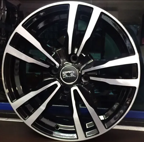 Rodas Esportivas aro14 novas em até 10x de R$245,00 no cartão de crédito