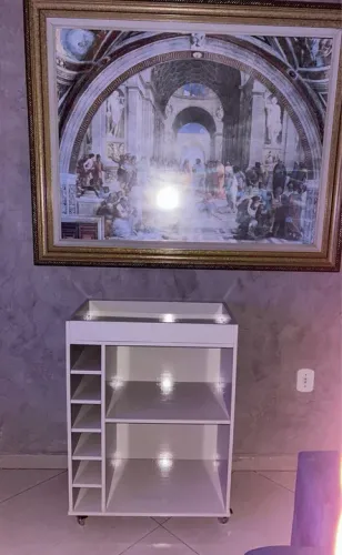 Aparador bar  decorativo com rodinhas 