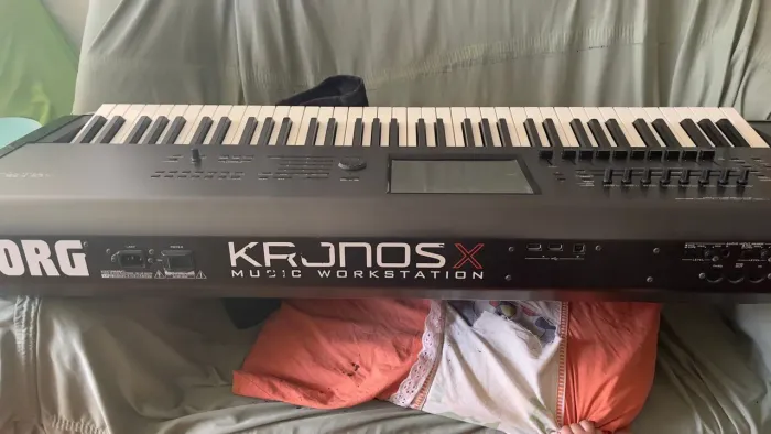 Korg kronos x73 