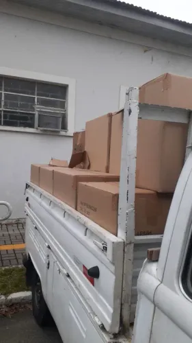 Pequenos frete Sítio Cercado Boqueirão Vila hauer Xaxim Capão Raso