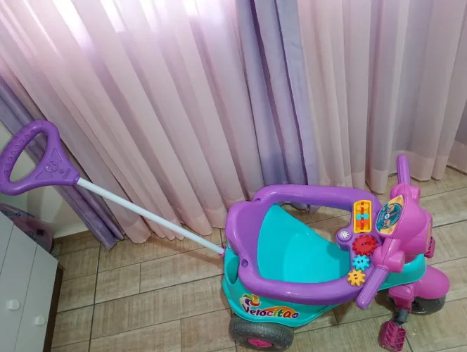 Triciclo infantil Velocitao velotrol calesita