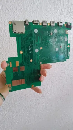 Placa-mãe para Notebook Positivo em perfeito estado 