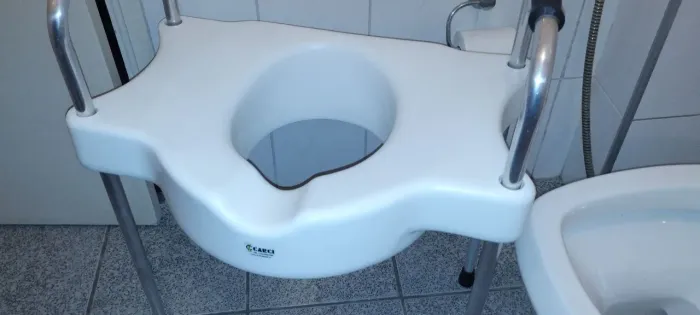 Assento para idosos e pessoas c necessidades....