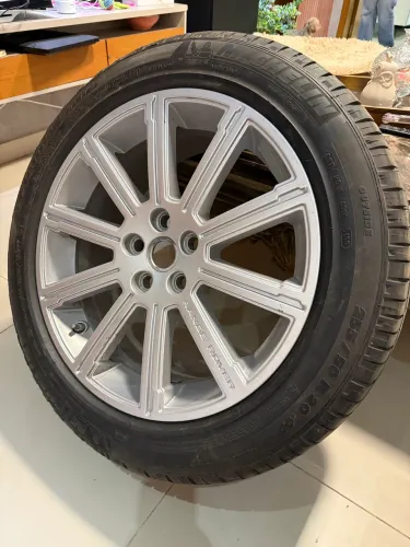 Roda aro 20 Range Rover Sport / Vogue Land Rover Michelin 255/50 R20 109Y