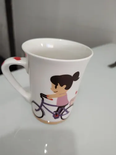 Caneca de louça 