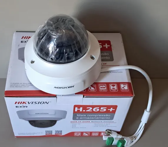 Câmera Hickvision Dome Exir VF Mode DS-2CD2743-IZS 2.8 12 mm