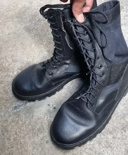 Bota Coturno novo sem uso