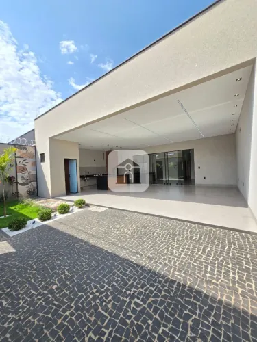 Casa para venda no Centro de Ituiutaba MG