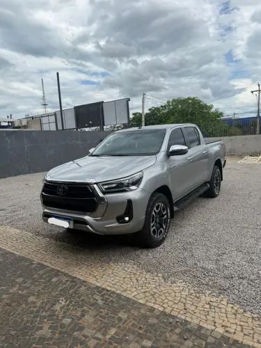 Toyota Hilux CD SRX 4X4 2.8 TDI 16V Diesel Aut. 2023