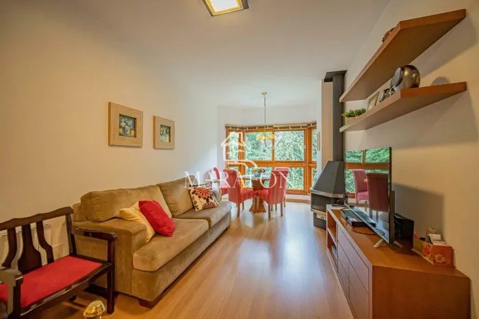 APARTAMENTO À VENDA NO CENTRO GRAMADO COM UM DORMITÓRIO!