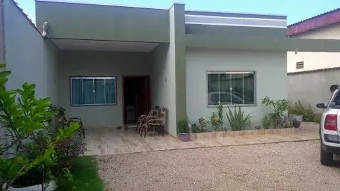 Excelente Casa - Av. José Vieira Caúla, bairro Esperança da Comunidade - próx. JJ Material