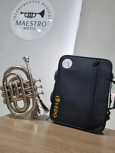 Trompete Pocket Vedo Niquelado + Estante Partitura - 10X no cartão - Envio p/ todo Brasil