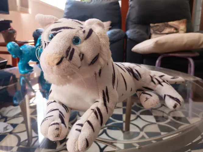Bicho de pelucia Tigre de Pelúcia Branco e Preto