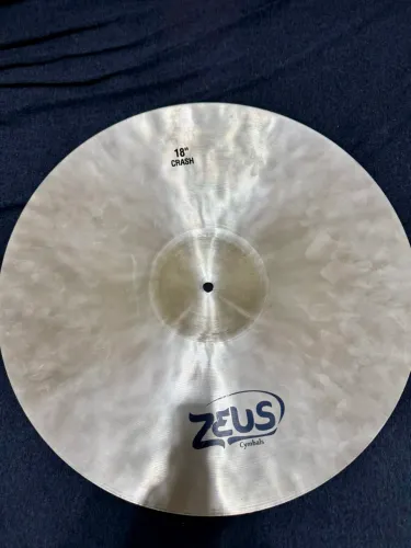 Crash Zeus Custom 18