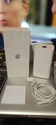 Macbook PRO 2011 17'' e airport extreme