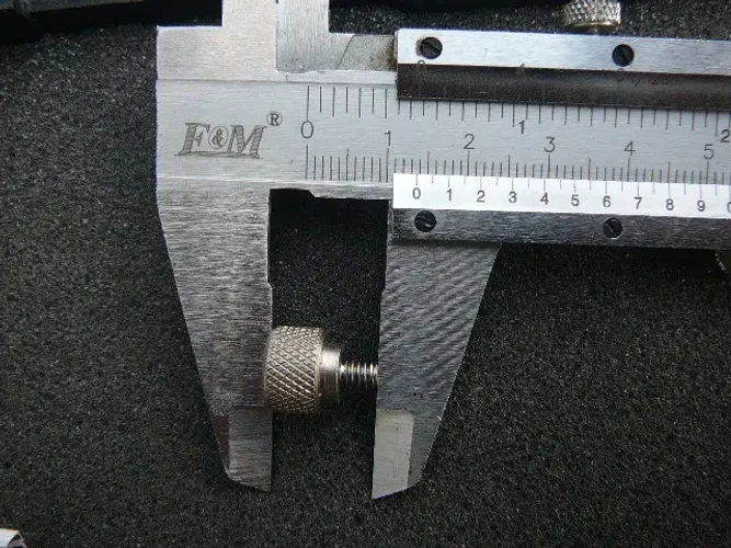 37 parafusos de aço inox para gabinete