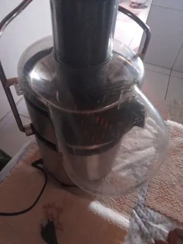 Extrator de Suco elétrico 