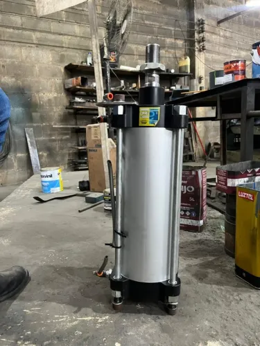 Pistão Pneumático 40 centímetros
