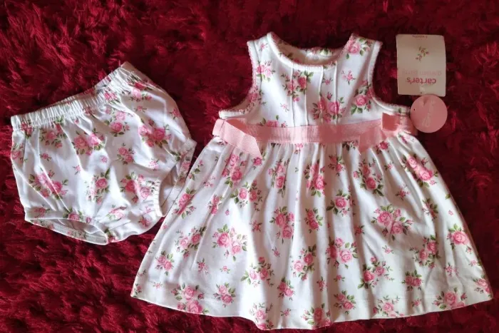 Vestido e body bebê menina importado da Carter's floral