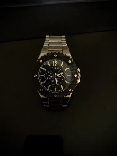 Relogio guess