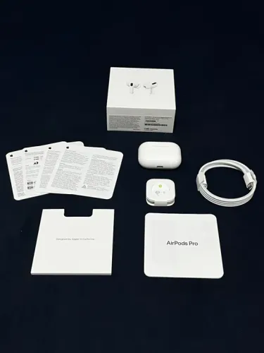 Apple AirPods Pro (1ª Geração) com estojo MagSafe