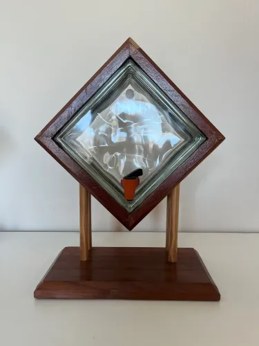 Dispenser de Bebidas em Vidro e Madeira - Design Artesanal Exclusivo