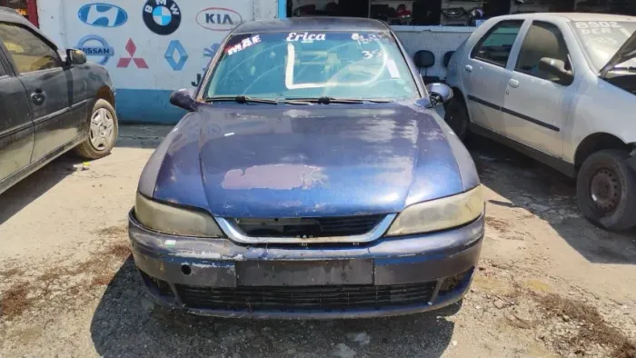 Gm Vectra Gls 1998/1998 2.0 8v Gasolina Retirada De peças