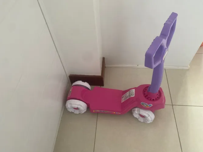 Patinete menina