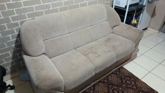Sofá de 3 e 2 lugares