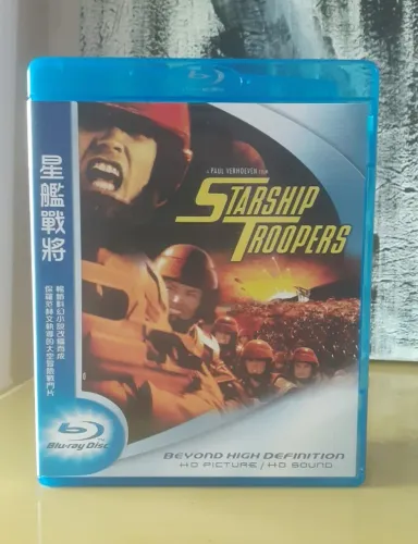 Bluray Tropas Estelares (Edição importada com português)