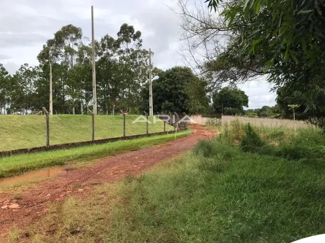 Chácara Urbana à VENDA no Jardim três Figueiras - Londrina PR