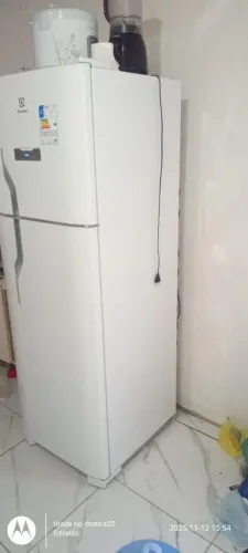Geladeira pra vender semi nova