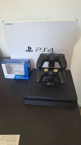 Ps4 Slim na caixa - Somente Rio de Janeiro 