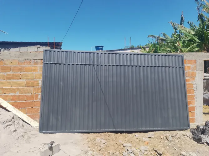 Portões galvanizados