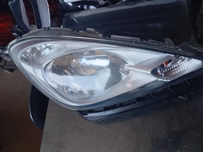 Farol Direito Honda Fit 2010 A 2013 Original