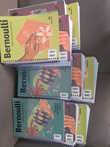 livros da bernoulli 3° ano do ensino médio coleção completa em perfeito estado