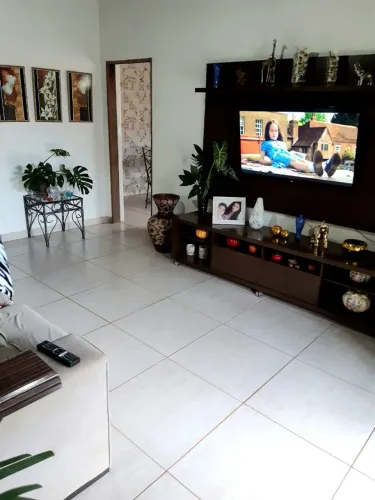 Vende casa no bálsamo 