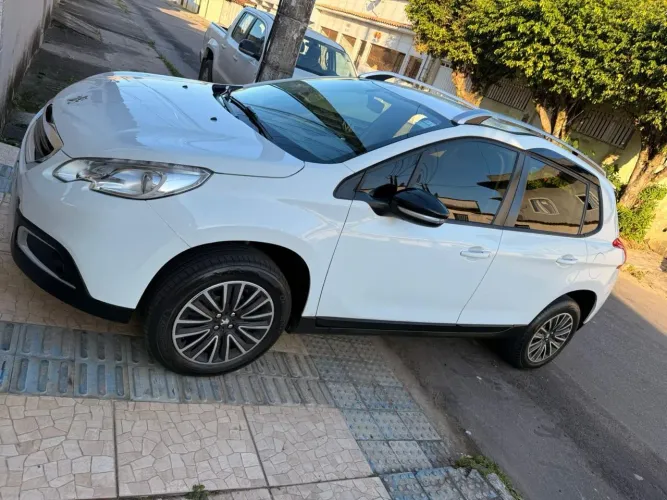 Peugeot 2008 Allure 1.6 Flex 16V 5P Aut. 2019