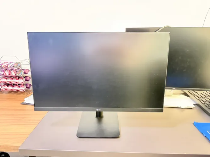 Monitor LG 24