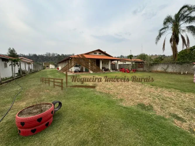 Belíssima chácara a venda com 10.000 m², água da Sabesp, escritura registrada