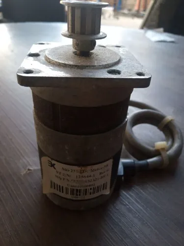 Motor DC 